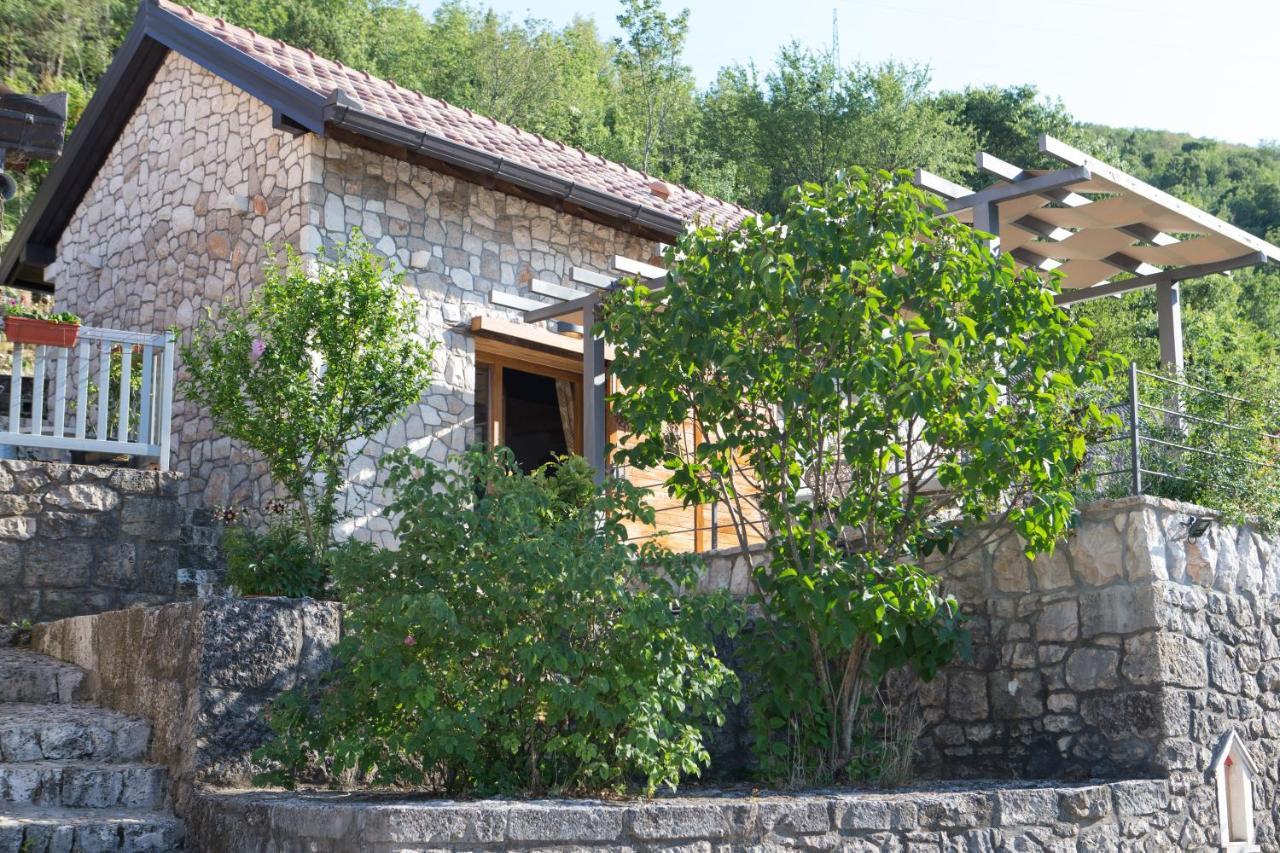 Kamena Kuca Hutovo Blato Villa ชาพลินา ภายนอก รูปภาพ